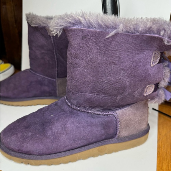 * SOLD ON EBAY *Ugg Mini Bailey Bow II Women Ankle Boots Suede Violet Bloom US 6 - Picture 9 of 13